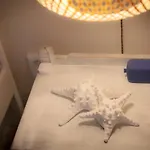 אכסניה Rhodes Backpackers Boutique And עיר רודוס