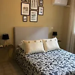 אכסניה Rhodes Backpackers Boutique And *