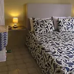 Rhodes Backpackers Boutique And Rhodes City