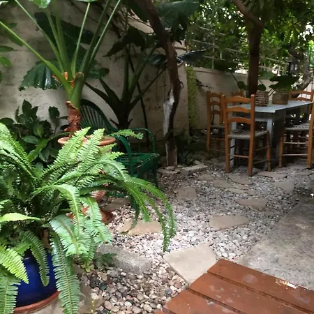 Rhodes Backpackers Boutique And * Родос