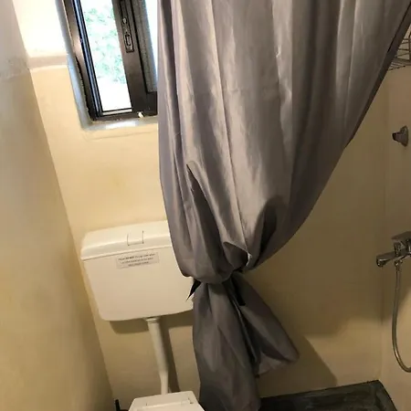 Rhodes Backpackers Boutique And Hostel