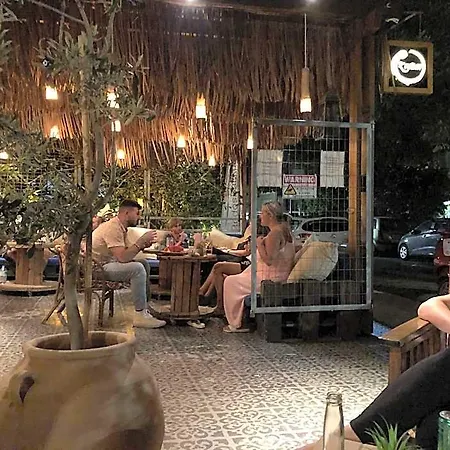 Rhodes Backpackers Boutique And