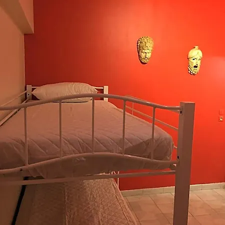 Rhodes Backpackers Boutique And *