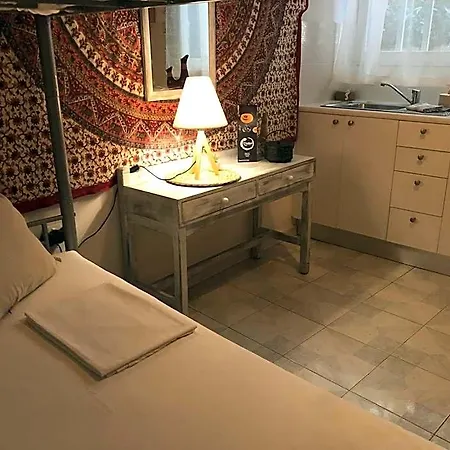 Rhodes Backpackers Boutique And Hostal Rhodes City