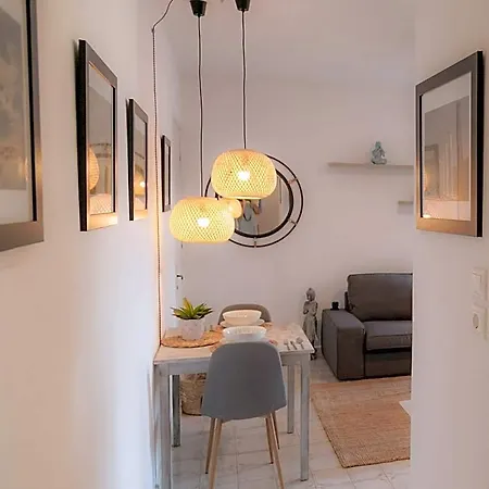 Хостел Rhodes Backpackers Boutique And
