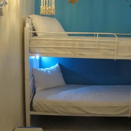 Rhodes Backpackers Boutique And *