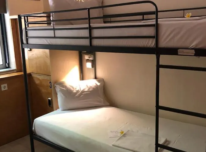 Hostel Rhodes Backpackers Boutique And Rhodes City