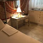 Rhodes Backpackers Boutique And Rhodes City