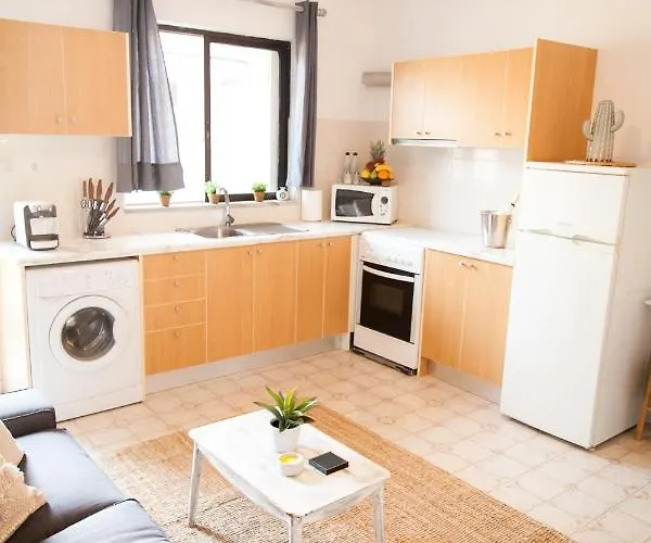 Hostel Rhodes Backpackers Boutique And